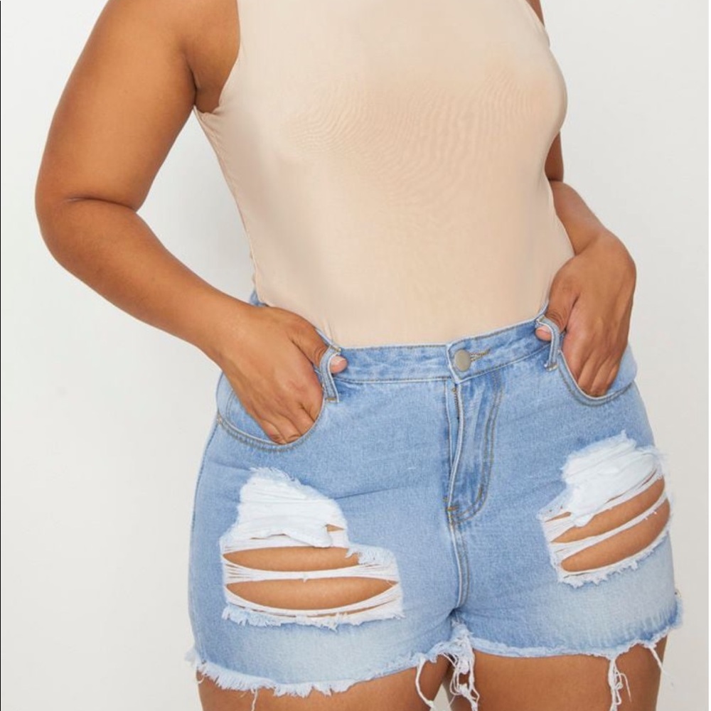 PrettyLittleThing Jean Shorts